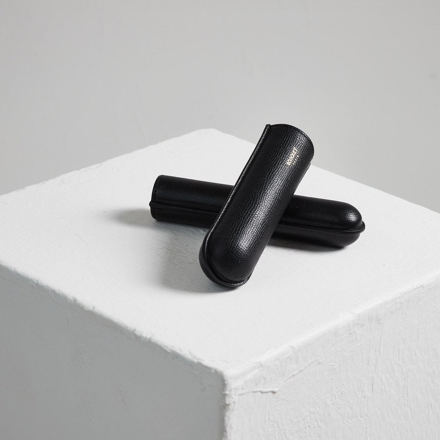 Grained Calf Leather case for 1 - Black