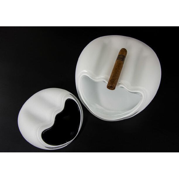 salamander ashtray, Handmade crystal ashtray - green, handcrafted in Czech Republic, Czevitrum ashtray, cigar ashtray in black and white