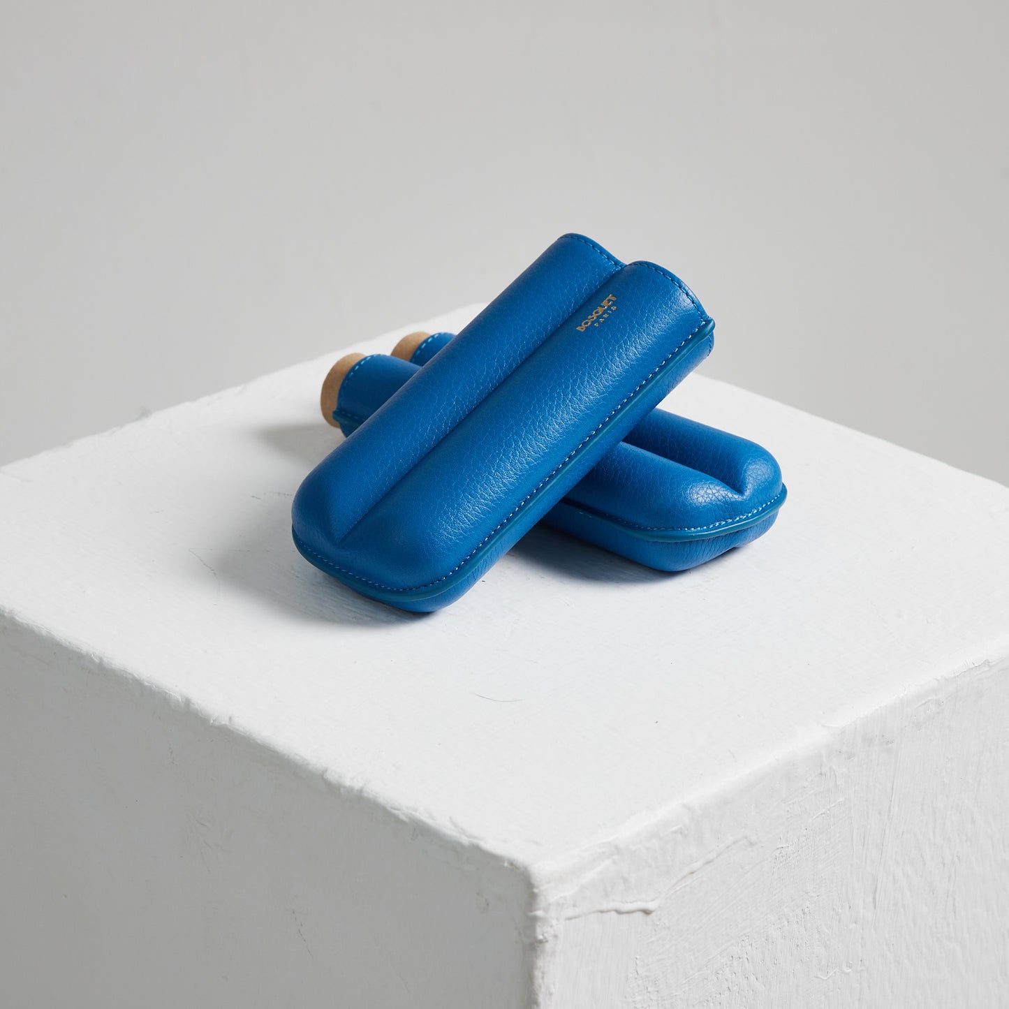 Grained Calf Leather Case For 2 - Capri Blue