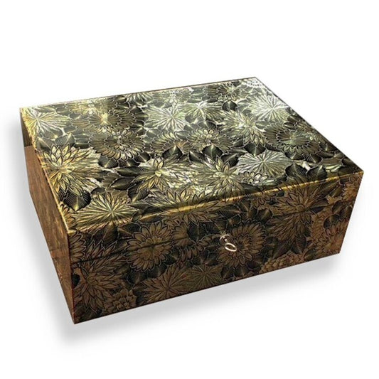 Japanese Urushi Lacquer humidor hand finished - Gold inlay, handcrafted cigar case, cigar case with Xikar hygrometer, cigar case for 125 cigars