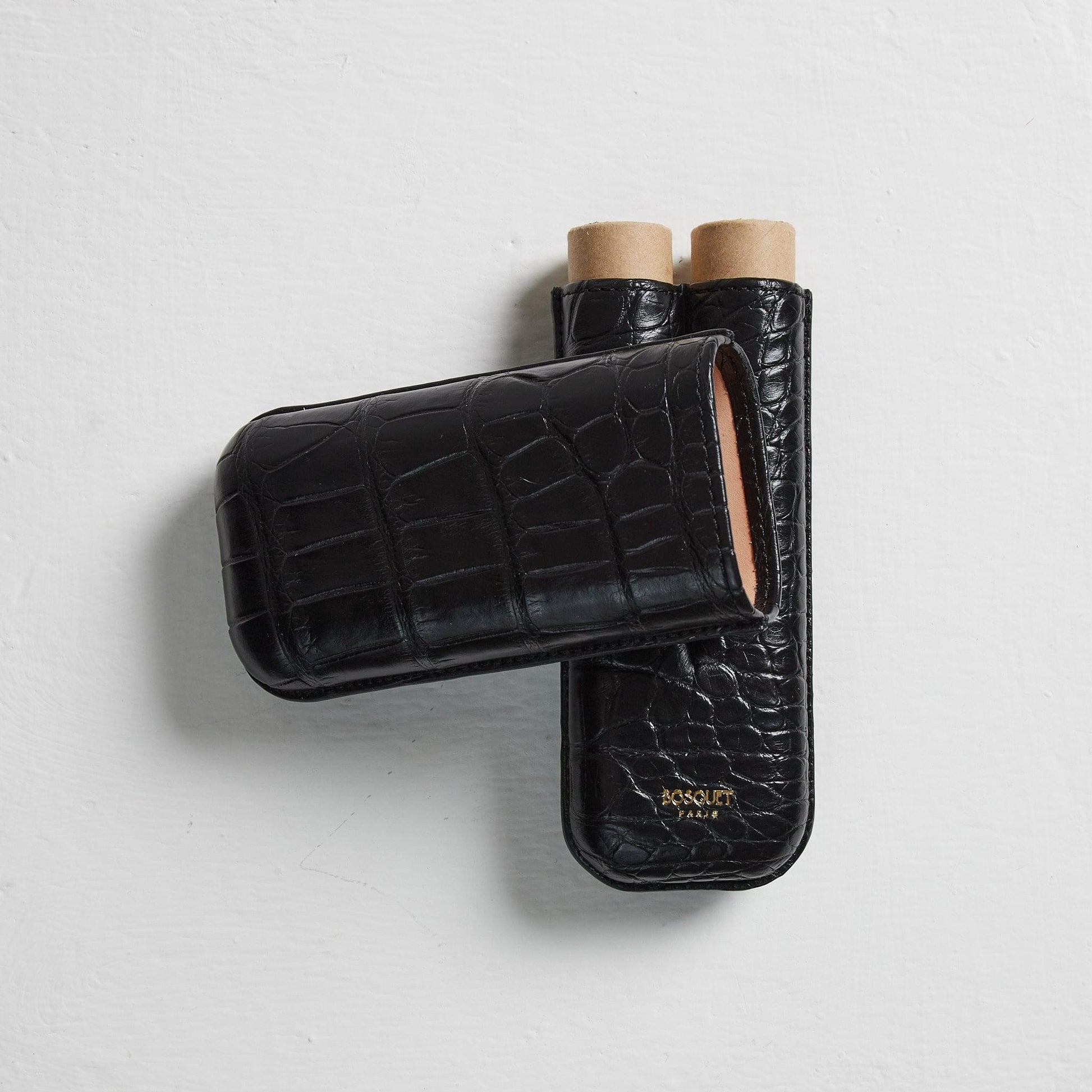 crocodile cigarette case Retro Black or Brown Croc Leather 2-clip Wallet Business Credit Card Holder The leather of your cigar case or accessory is then dyed the desired color Marshal Crocodile Pattern Genuine Leather
